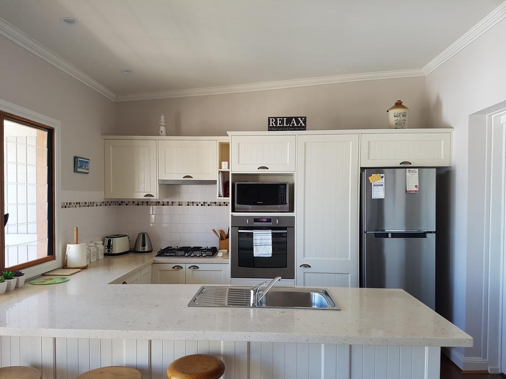 Newcastle Short Stay Accommodation - Vista Apartment Kültér fotó